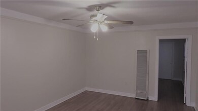 1315 Constantinople St unit up, New Orleans, LA 70115 - photo 6