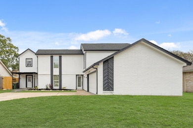 2419 Parkview Dr, Pearland, TX 77581 - photo 3