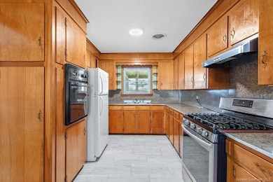 904 Mccall St, Lake Charles, LA 70607 - photo 5