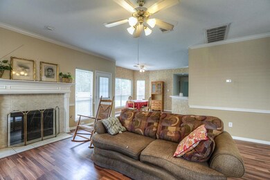 5112 Jolie Dr, Pearland, TX 77584 - photo 5