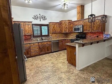 28861 Colorado Ave, Wellton, AZ 85356 - photo 6