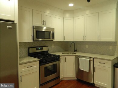 2335 Gerritt St, Philadelphia, PA 19146 - photo 3