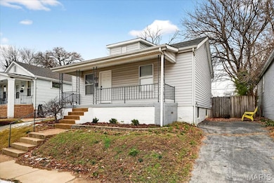 4695 Primm St, Saint Louis, MO 63116 - photo 2