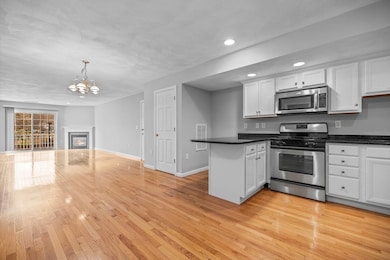 18 Dale St unit G4, Andover, MA 01810 - photo 6