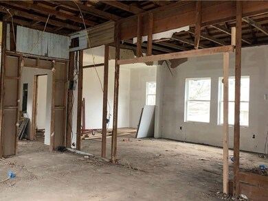 215 E Hull St, Denison, TX 75021 - photo 3