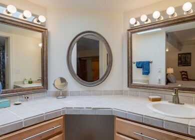 009_Master Bathroom