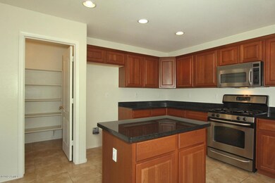 Peak View Stainless Appliances