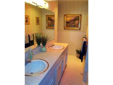 10204 Woodway Dr, El Paso, TX 79925 - photo 6