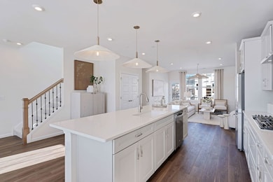 6307 Sandbelt Dr unit 33002, Woodridge, IL 60517 - photo 3