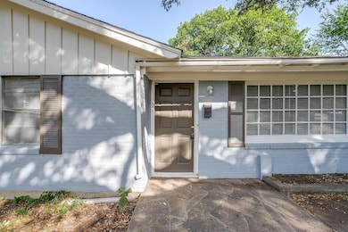 5608 Trail Lake Dr, Fort Worth, TX 76133 - photo 2