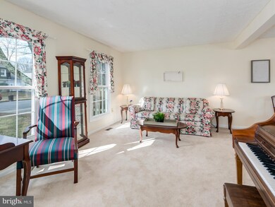 6128 Windward Dr, Burke, VA 22015 - photo 2