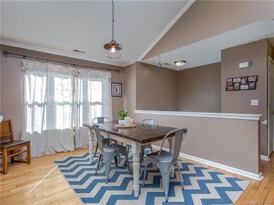 81 Rotunda Cir, Asheville, NC 28806 - photo 2