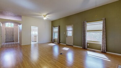 6753 Kelly Ann Rd NE, Albuquerque, NM 87109 - photo 3