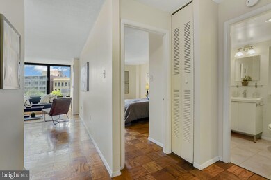 The Lauren unit 809, Washington, DC 20036 - photo 4