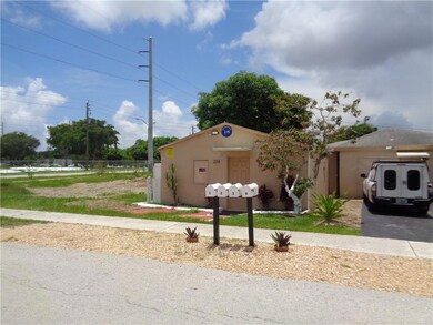 2206 Atlanta St unit 2, Hollywood, FL 33020 - photo 2