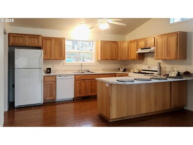 160 Spirit Ln, Roseburg, OR 97471 - photo 7