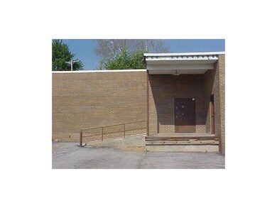 Loading dock and ramp