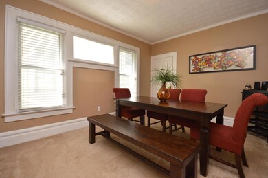 Dining Room (2)