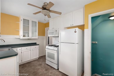 12773 Walnut St, Southgate, MI 48195 - photo 6