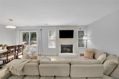 1670 Grist Mill Dr, Marietta, GA 30062 - photo 5