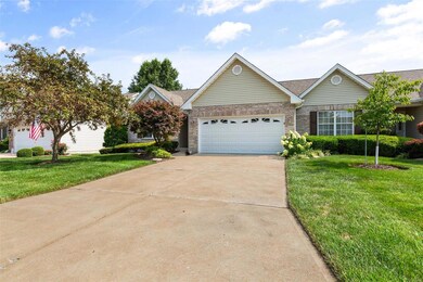 4 Piepers Glen Ct, O Fallon, MO 63366 - photo 2