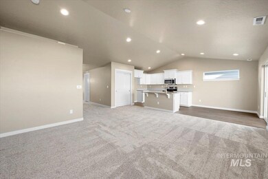 5598 E Lekeitio Village Dr, Nampa, ID 83687 - photo 4