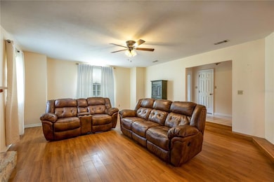 581 NW Horizon St, Lake City, FL 32055 - photo 5