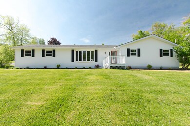 301 Sunset Rd, Roaring Brook Township, PA 18444 - photo 2