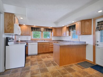 9525 S 900 W35, La Fontaine, IN 46940 - photo 3