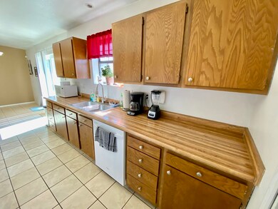 812 Santa Cruz Dr, Alamogordo, NM 88310 - photo 6