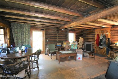 6 Living-Dining
