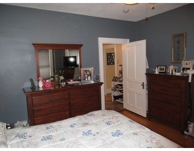 41 Farragut Ave unit 1, Medford, MA 02155 - photo 6