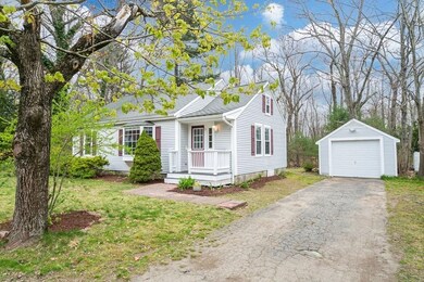 15 Hammond Rd, Hopedale, MA 01747 - photo 4