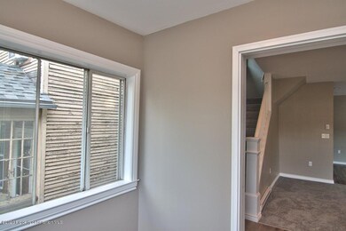 539 N Irving Ave, Scranton, PA 18510 - photo 3