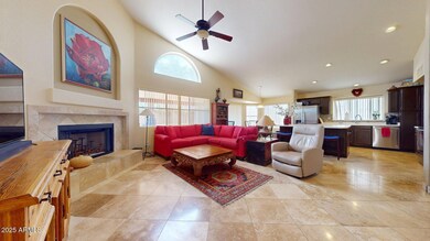 2845 E Calavar