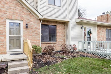 8413 Cliffthorne Way-02