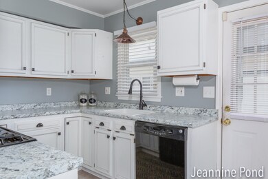 1045 Drexel Dr NE, Grand Rapids, MI 49505 - photo 5