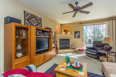 003_Living Room