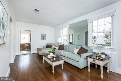 21 Holmehurst Ave, Catonsville, MD 21228 - photo 2