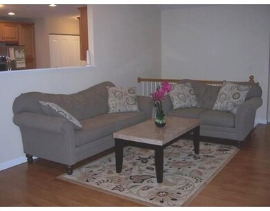 5 Maplecrest Cir unit 8, Chicopee, MA 01013 - photo 4