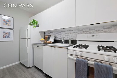 315 E 70th St unit 7D, New York, NY 10021 - photo 6