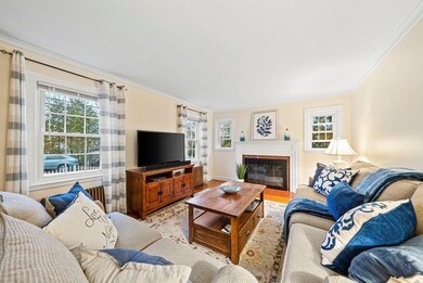 44 Elton Rd, Milton, MA 02186 - photo 3