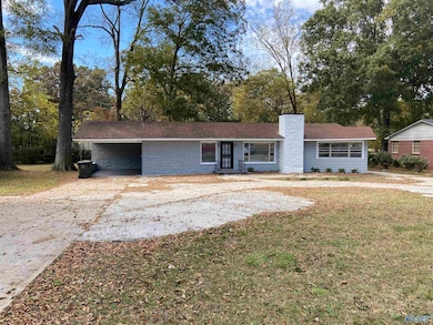 522 S Scott St, Scottsboro, AL 35768 - photo 3