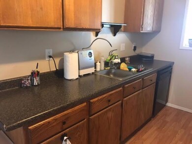 1320 Vista Dr, Central Point, OR 97502 - photo 5