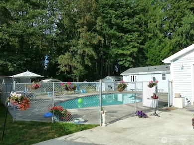 1005 28th St SE unit A, Auburn, WA 98002 - photo 2