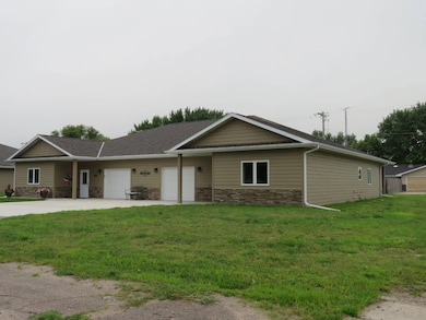 302 S Walnut St, Arnold, NE 69120 - photo 2