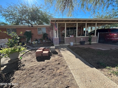 5240 E 28th St, Tucson, AZ 85711 - photo 2
