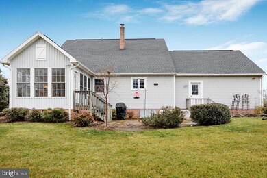 353 Greenway Cir, Greencastle, PA 17225 - photo 3