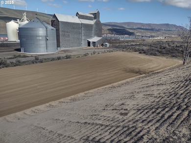 91249 Biggs Rufus Hwy, Wasco, OR 97065 - photo 3