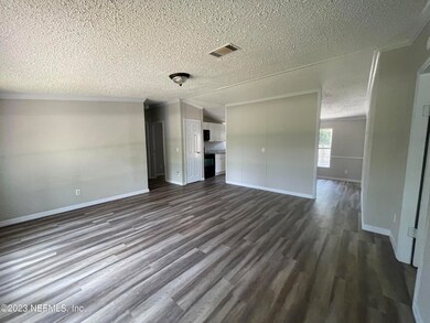 418 W Railroad Ave, MacClenny, FL 32063 - photo 6